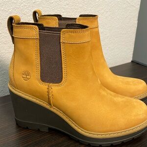 Timberland high top women’s 6.5